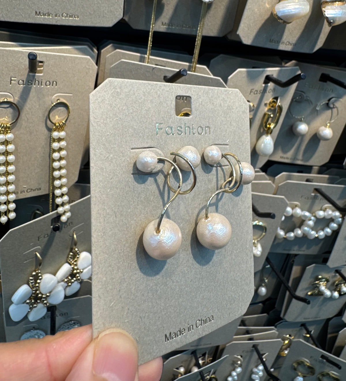 Spiral Wire Pearl Drop Earrings - W3-0442