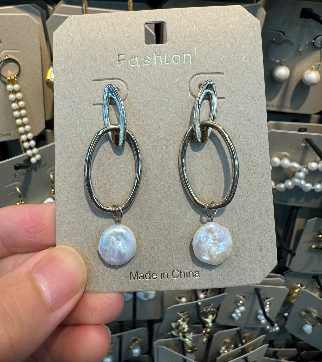 Linked Oval Pearl Drop Earrings - W3-0446