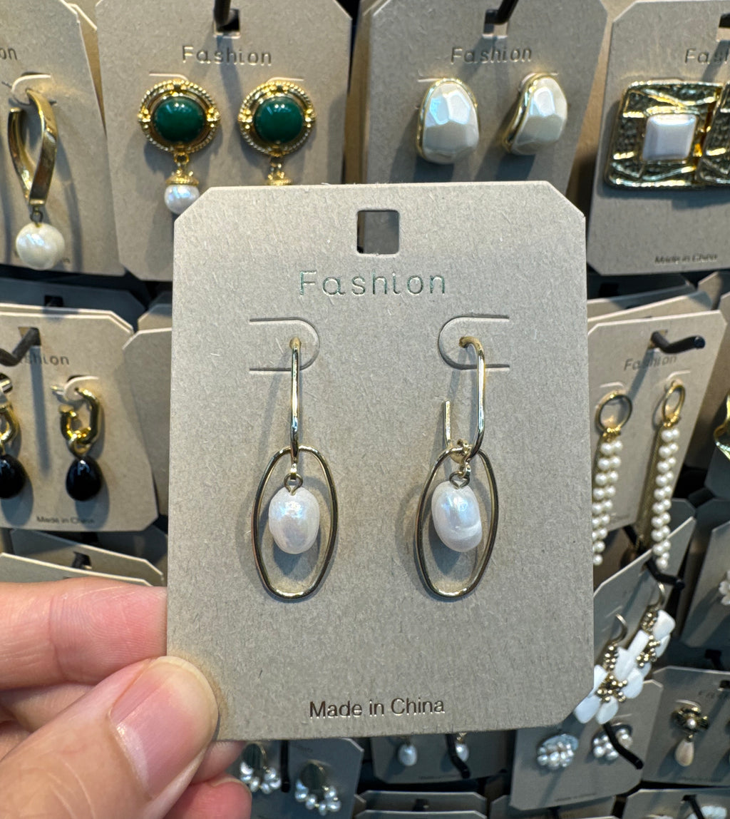 Oval Frame Pearl Hook Earrings - W3-0455