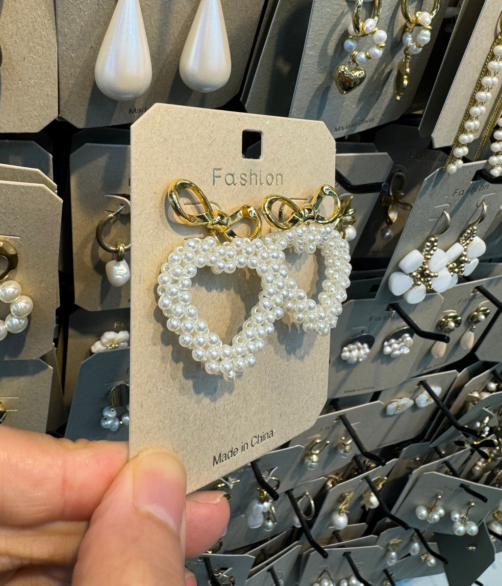 Bow Top Pearl Heart Earrings - W3-0490