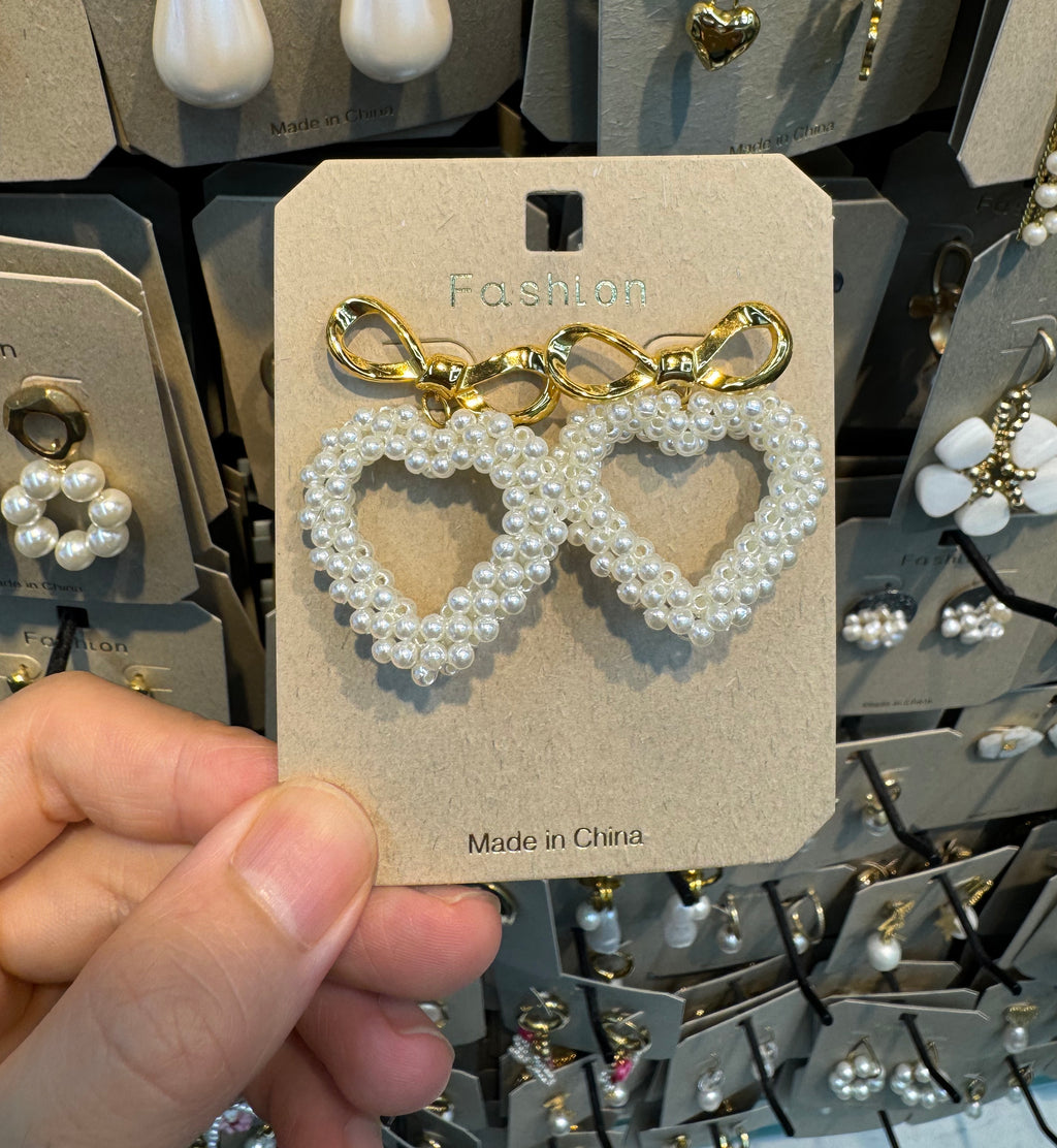 Bow Top Pearl Heart Earrings - W3-0490