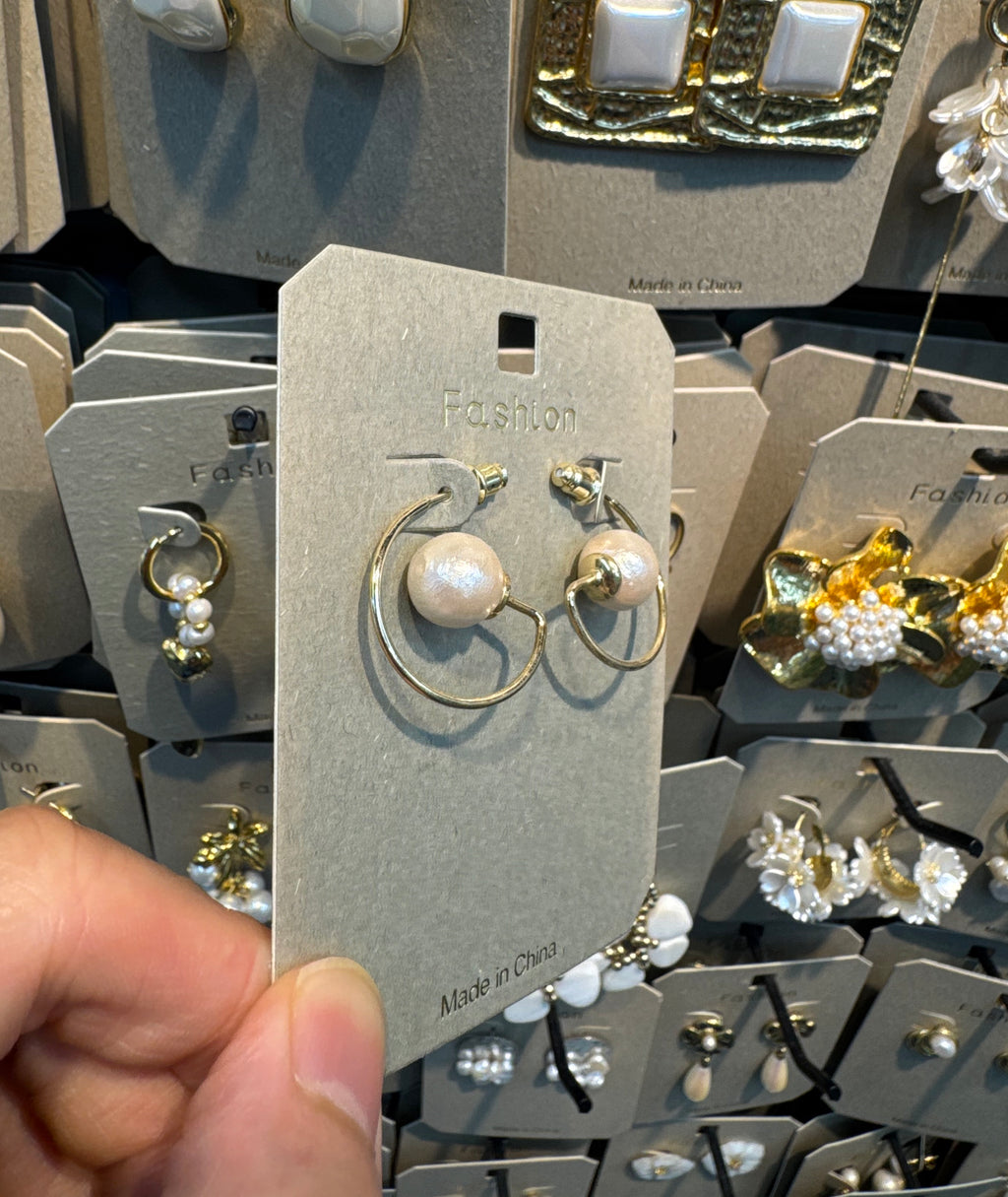 Spiral Hoop Pearl Accent Earrings - W3-0500