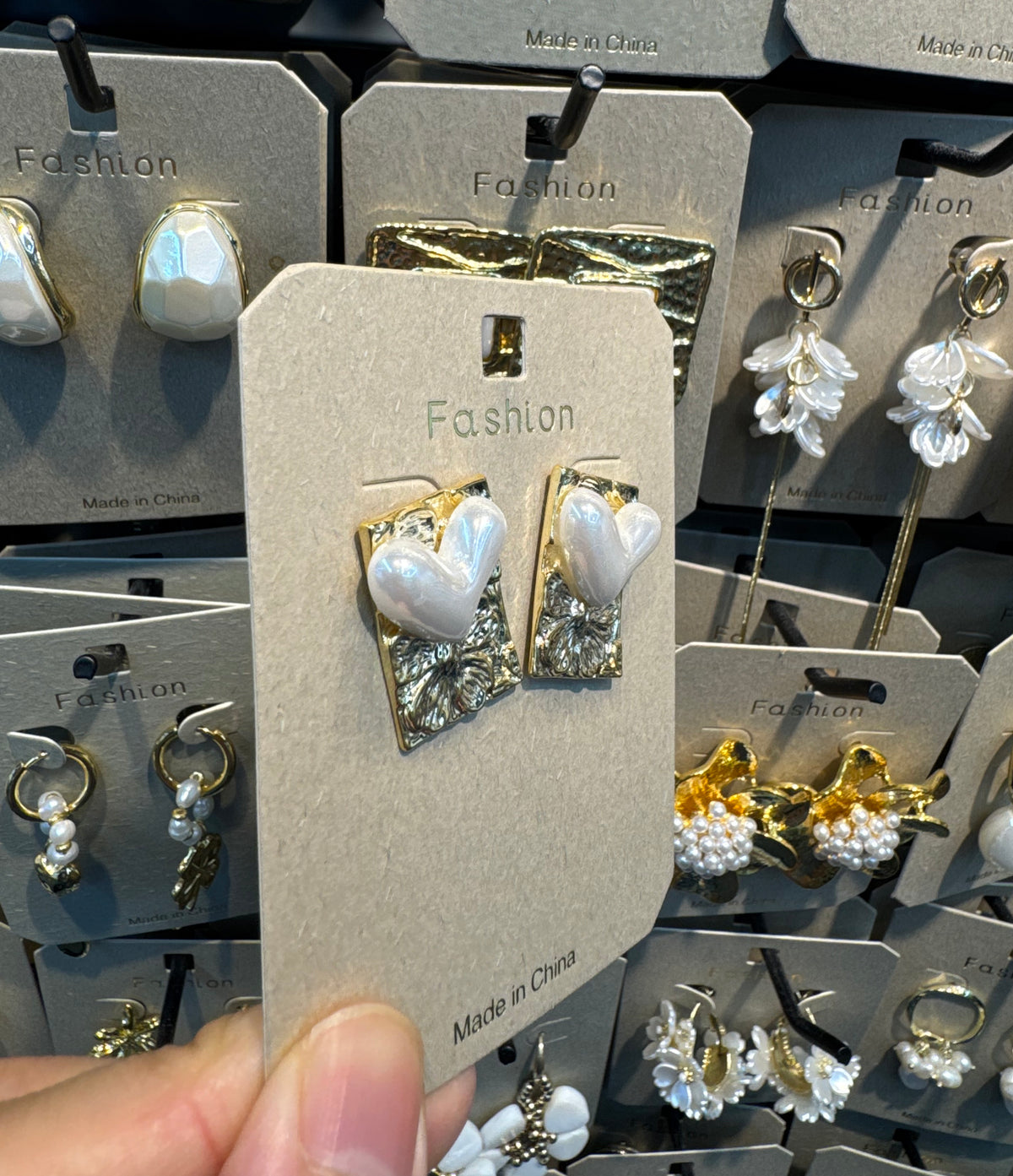 Textured Square Pearl Heart Studs - W3-0504