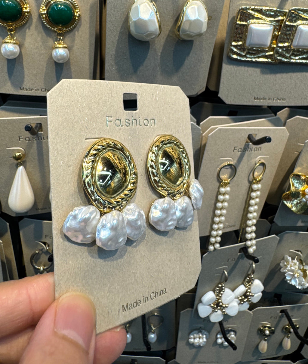 Ornate Disc Pearl Fringe Earrings - W3-0514