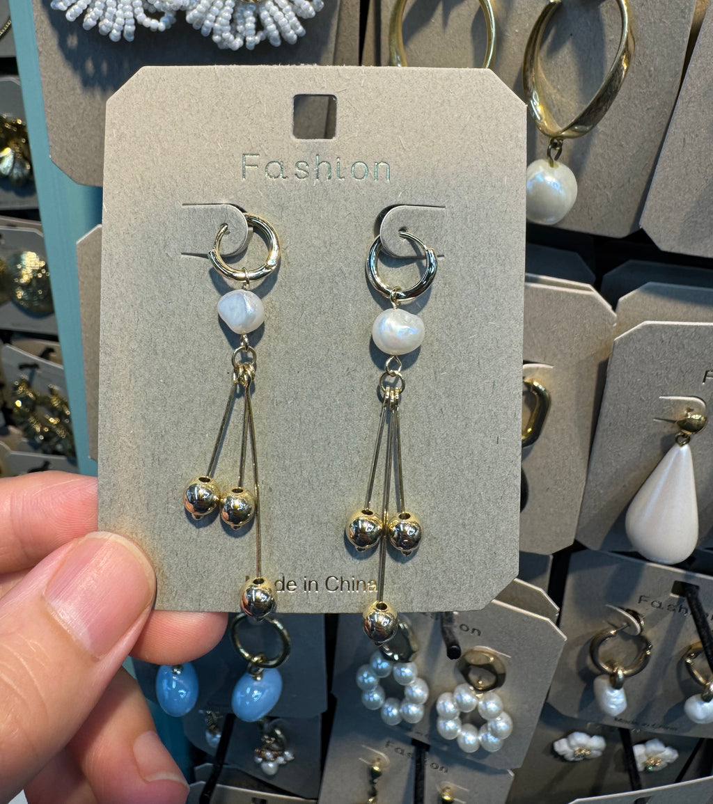 Pearl and Ball Chain Drop Earrings - W3-0518