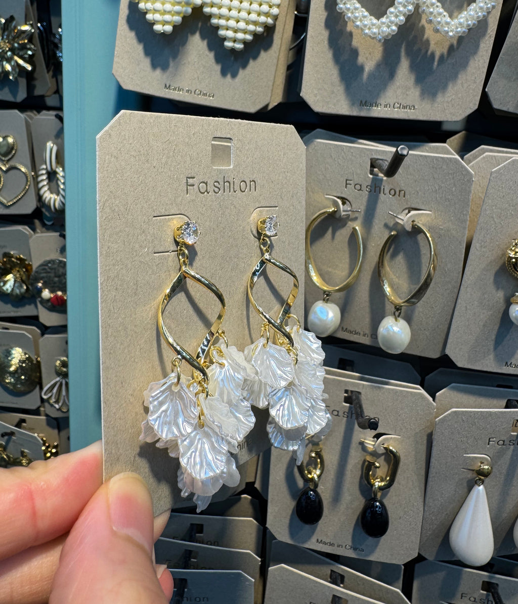 Geometric Pearl Petal Drop Earrings - W3-0523