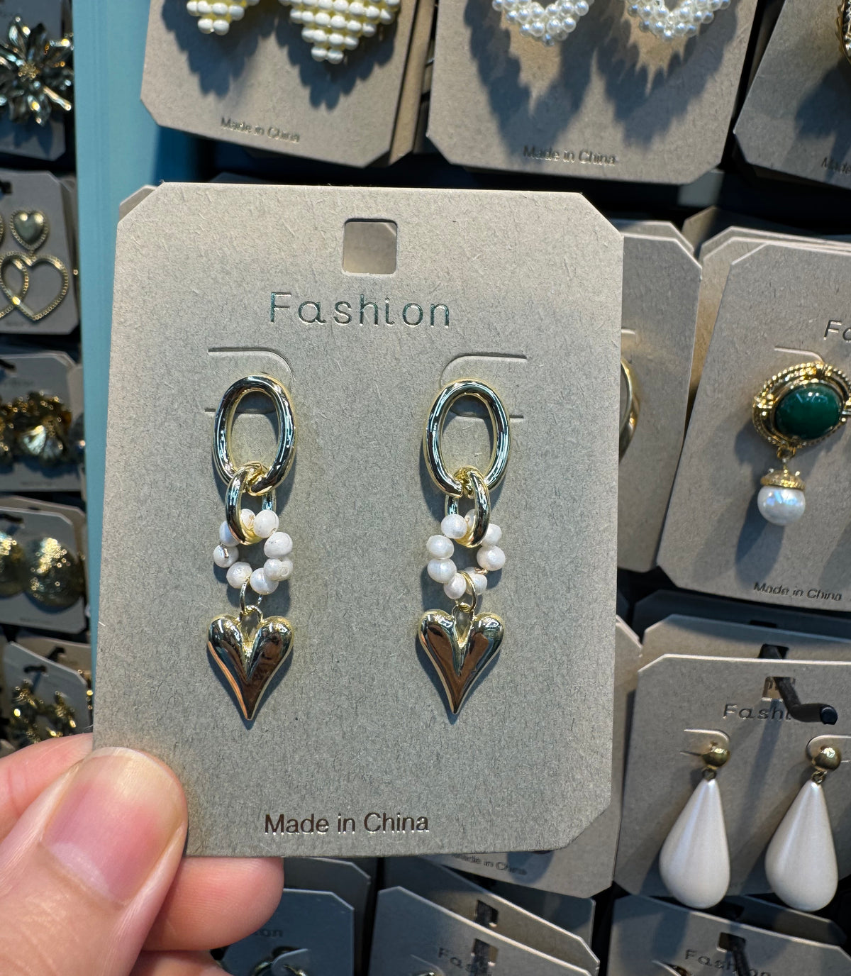 Oval Link Pearl Heart Earrings - W3-0530