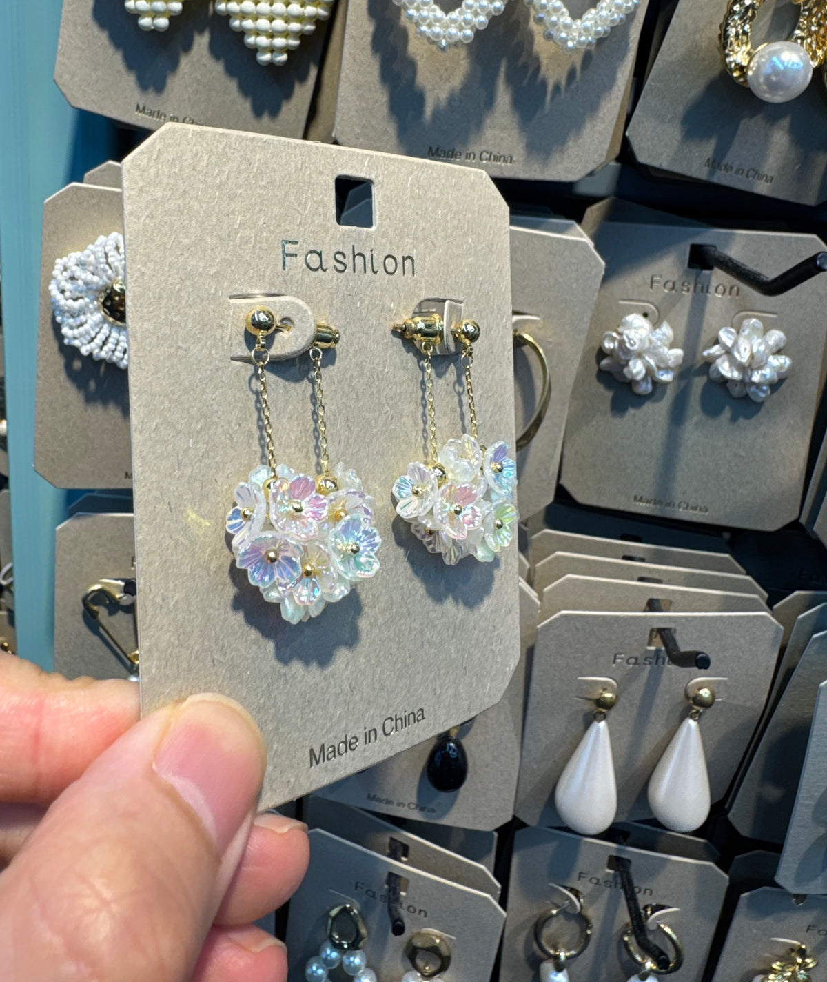 White Flower Basket Drop Earrings - W3-0544