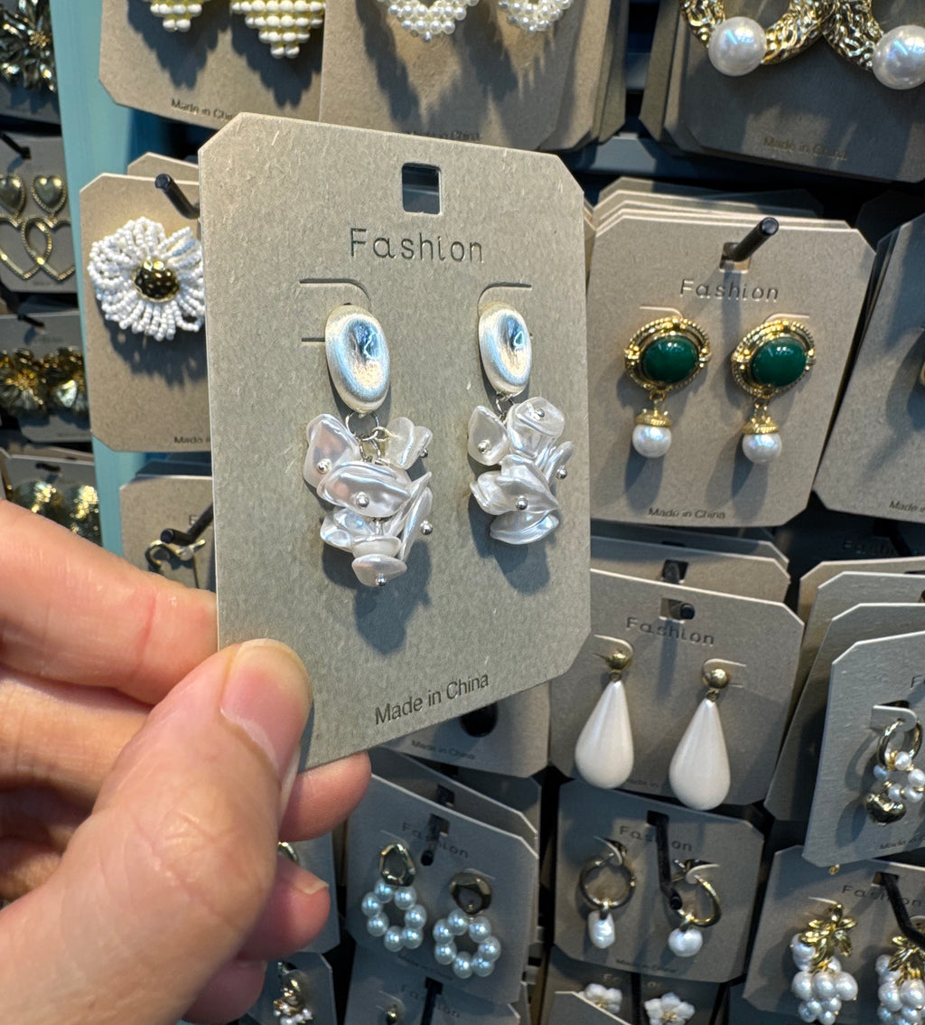 Oval Stud Pearl Leaf Drop Earrings - W3-0554