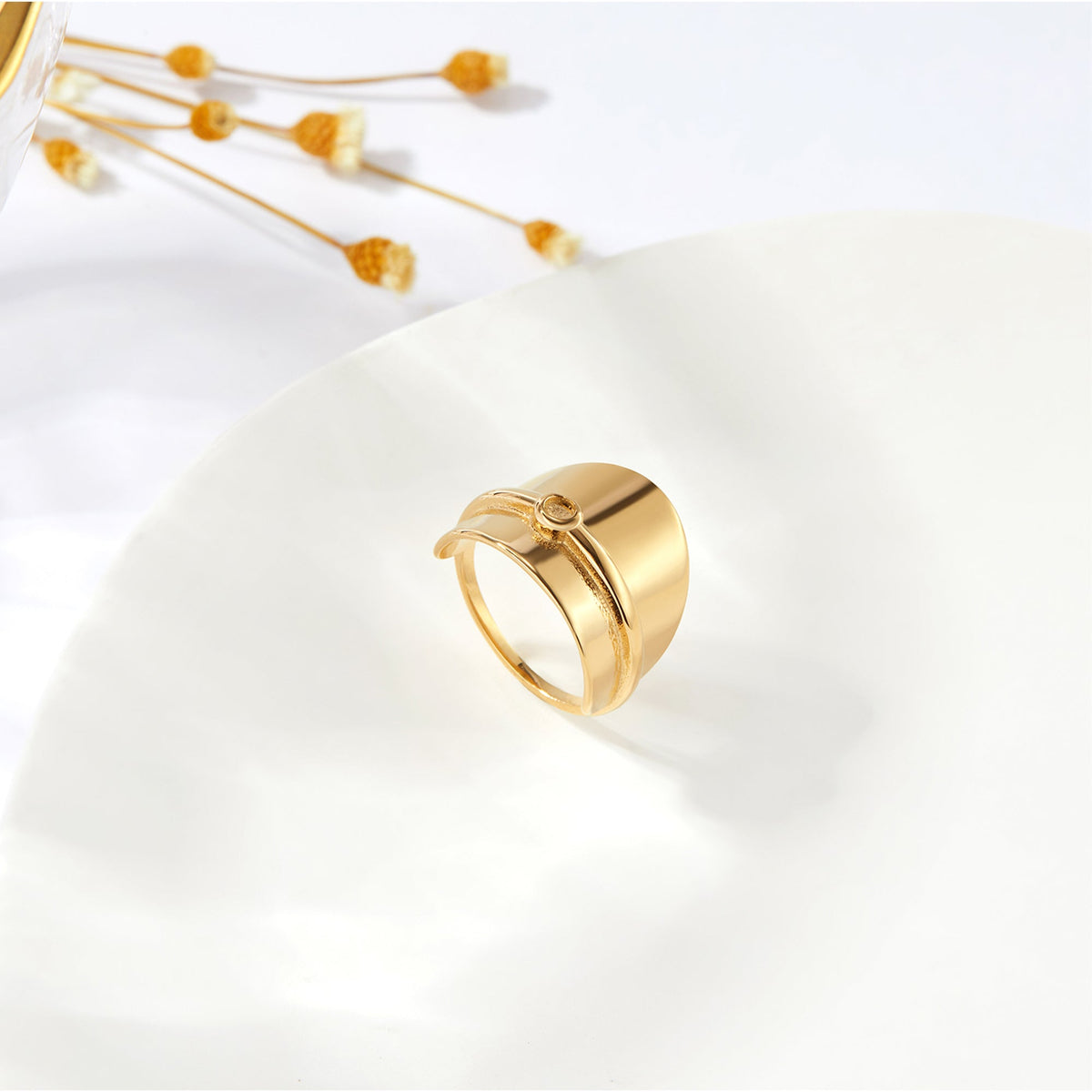 Saddle-Style Cigar Band Ring
