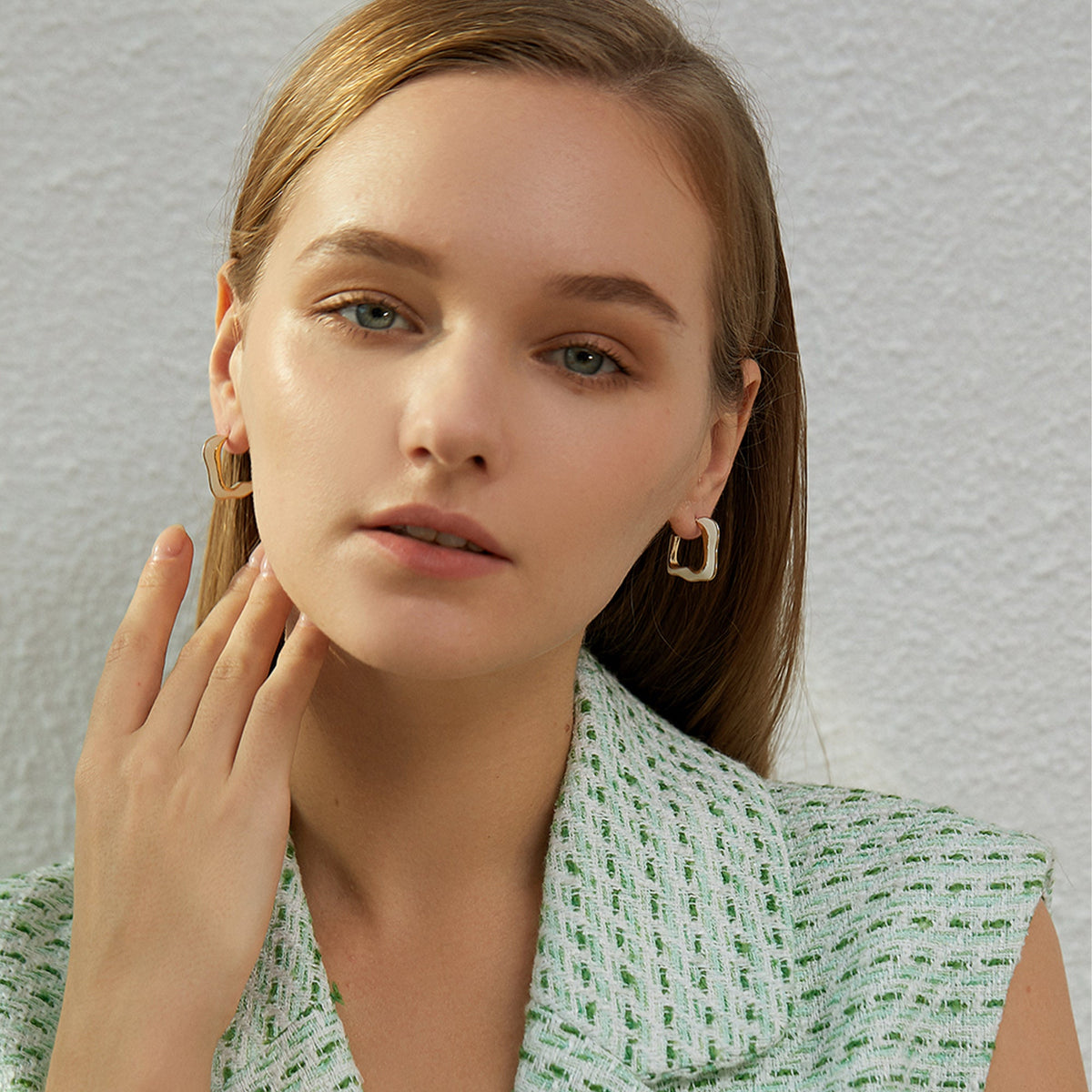 Abstract Wavy White Enamel Square Hoop Earrings, Open C-Hoop