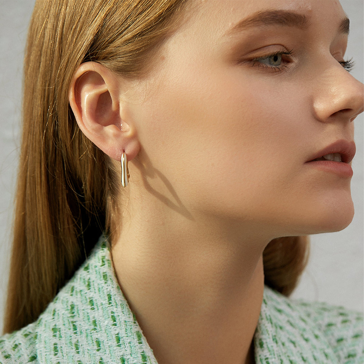 Abstract Wavy White Enamel Square Hoop Earrings, Open C-Hoop